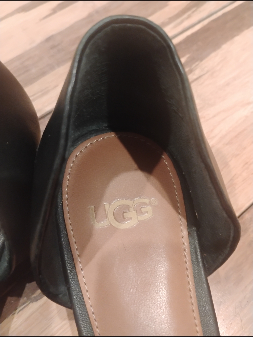 UGG Women's Faux Snakeskin Ballet Flats 7 - Picture 2 of 11